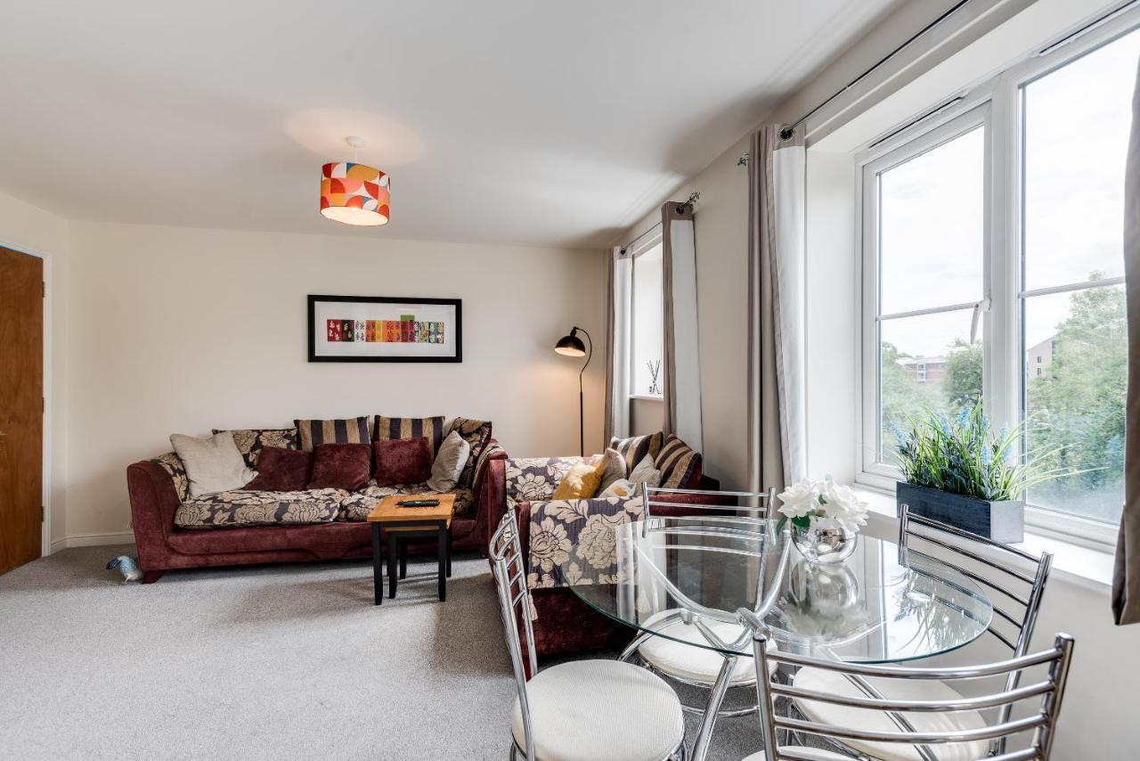 Modern 2 Bedroom Apartment In Popular Jericho !!! Oxford Kültér fotó