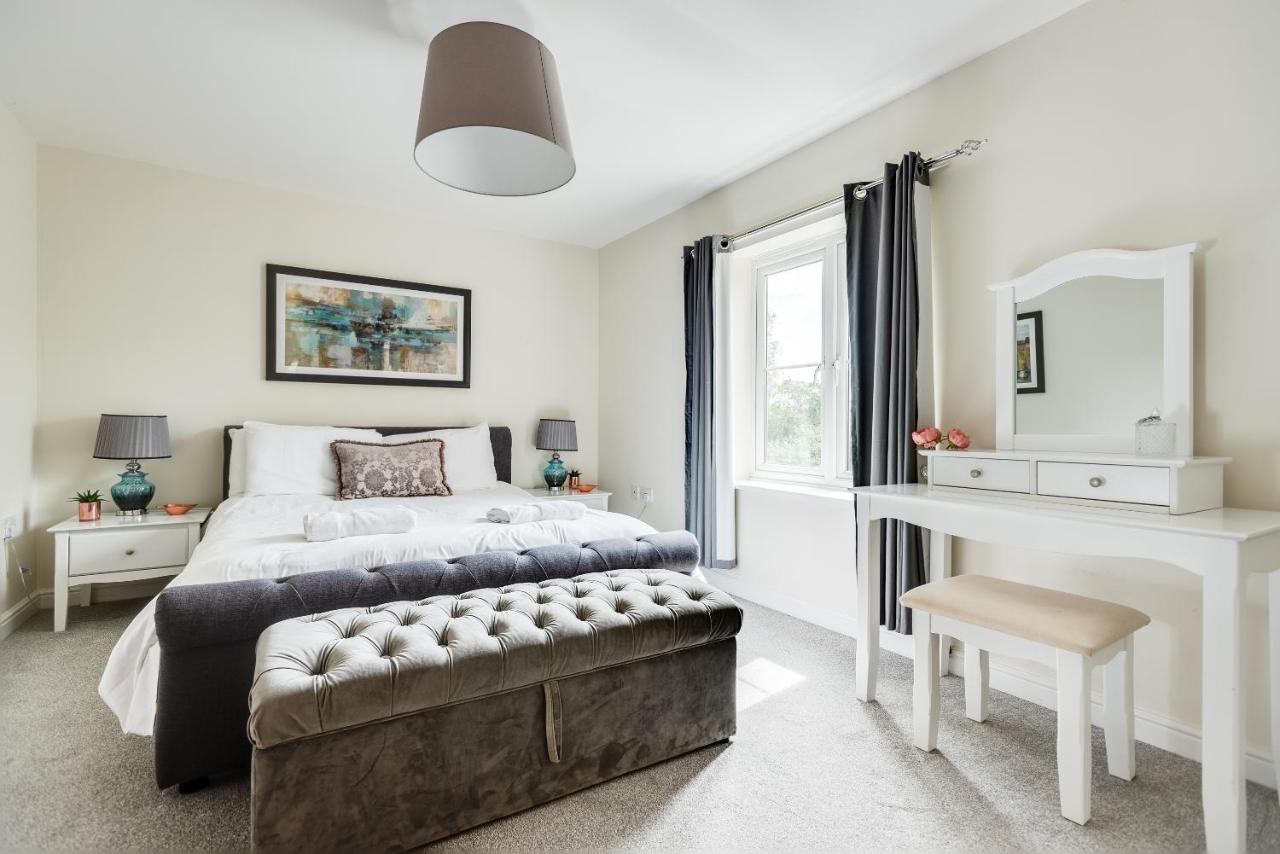 Modern 2 Bedroom Apartment In Popular Jericho !!! Oxford Kültér fotó